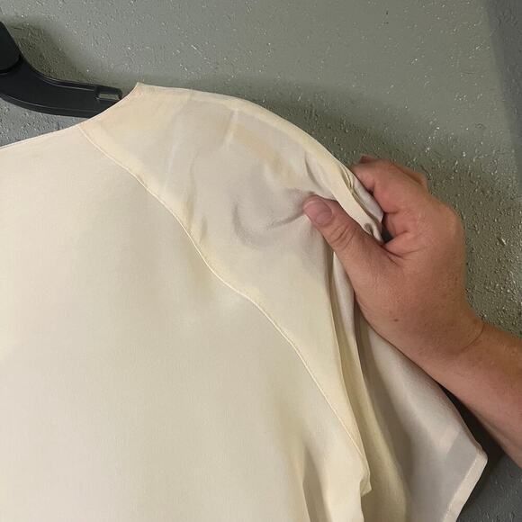 Laura & Jane Collection Womens Silk Blouse w/Pocket M Old Money Foundation Piece - Picture 8 of 11